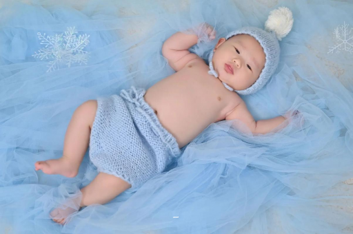嘉峪关摸孕妇肚子沾喜气